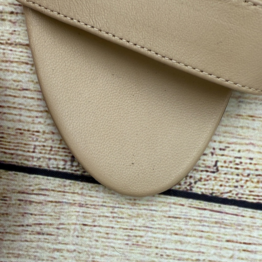 Steve Madden Beige Block Heel Sandals - Picture 3 of 11